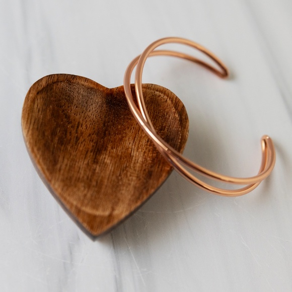 Tribe Alive Rose Gold Criss Cross 2.5" Cuff Bracelet RV $42 Causebox - NIP - Picture 2 of 6